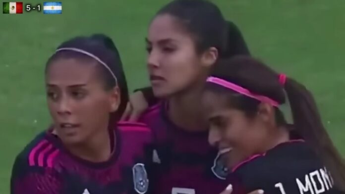 Seleccion femenil mx gana a Argentina 6 a 1