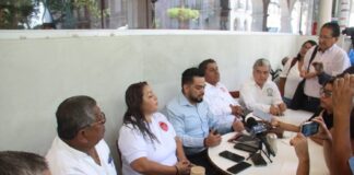 Taxistas de Veracruz exigen participar en regulación sobre plataformas; piden piso parejo