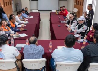 Supervisan Estado y Federación operación de Refugios Temporales en el sur