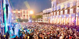 El corazón de Xalapa corea y baila los éxitos de la Sonora Santanera
