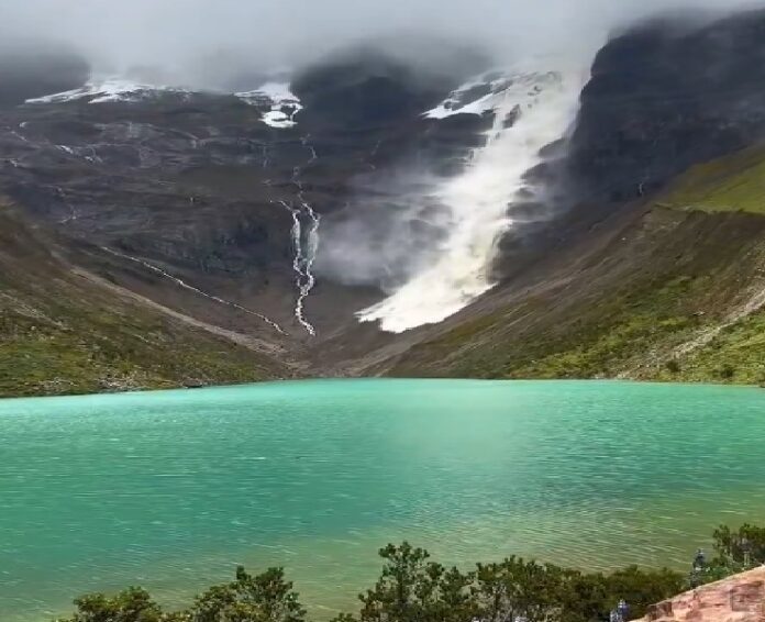 Avalancha en Peru