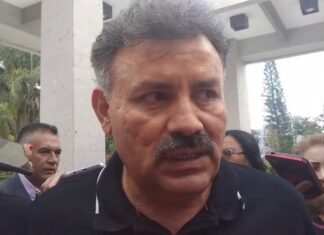 Congreso de Veracruz desafuera al alcalde de Úrsulo Galván, Bertín Bravo .