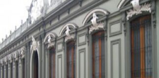 Madres y padres piden a la gobernadora Nahle revisar ingreso a Prepa Xalapa