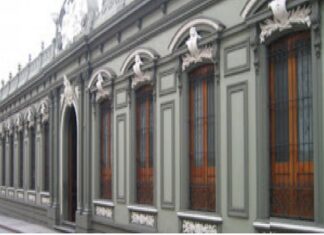 Madres y padres piden a la gobernadora Nahle revisar ingreso a Prepa Xalapa