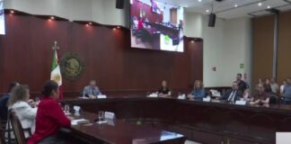 Sinaloa llega al lunes con protesta ciudadana y presión política tras la nueva licencia de Rocha Moya