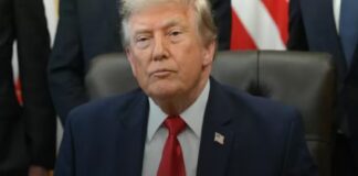 Trump afirma que llevan con discreción el tema de Irán