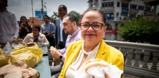 Ayuntamiento de Xalapa impulsa el consumo local con la Feria de Regreso a Clases