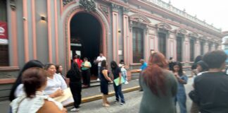 Familias denuncian irregularidades en el corrimiento de lugares en la Preparatoria Juárez