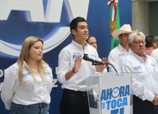 Sobre los Yunes, Jorge Romero pide hablar de personas y no de familias.