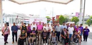 Entrega Daniela Griego implementos deportivos a Club de Paraatletismo