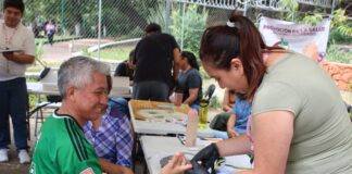 Ayuntamiento de Xalapa acerca servicios de salud a los Centros Comunitarios