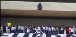 “Fuera Rocha”: Protestan en Sinaloa contra el regreso del gobernador y el rochismo
