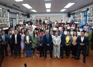 En Sesión Solemne, Cabildo entregó estímulos a personas ganadoras de las convocatorias culturales 2026