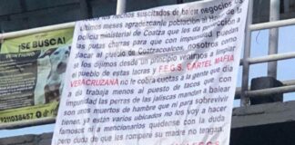 Aparecen dos narcomantas con amenazas en Coatzacoalcos