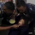 Rescatan con vida a niña de seis años tras casi 60 horas atrapada bajo el lodo y escombros en Nepal