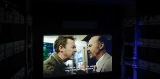 Antonio Sánchez hace vibrar el Teatro Cervantes de Málaga con la música en vivo de Birdman