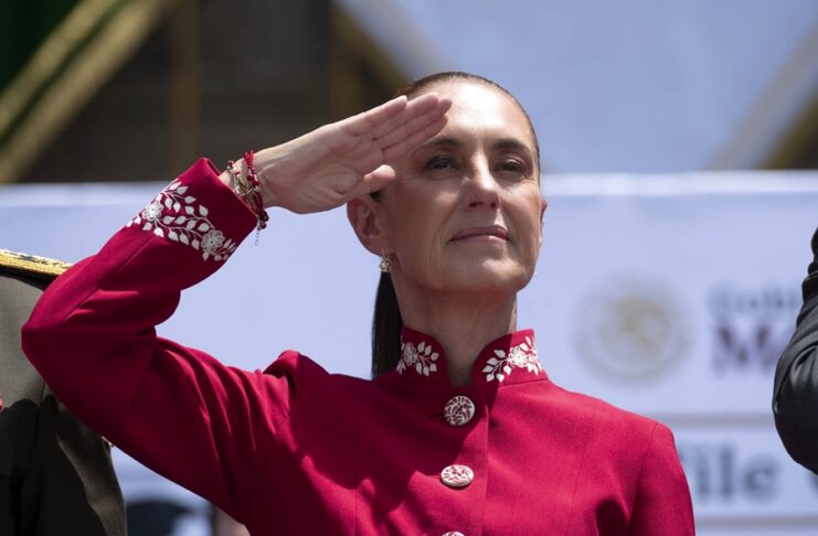 Nuestro pueblo decide su destino; México nunca se vende: Presidenta Sheinbaum en Desfile Militar por 216 Aniversario de la Independencia