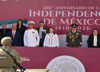 Asiste Alcaldesa al desfile encabezado por la Gobernadora; coinciden en que las mujeres son pilares de la transformación del país