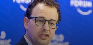 La alarmante razón por la que el CEO de Anthropic urge a frenar desarrollo acelerado de la IA