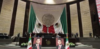 Cámara de Diputados rindió homenaje al diputado Zenyazen Roberto Escobar García y guardó minuto de silencio