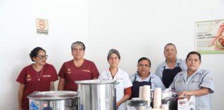 Gobierno de Veracruz cumple petición de trabajadores del Hospital General de Córdoba, entrega de cocina