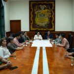 Recibe Daniela Griego a vecinos de la colonia J. J. Panes; establecen acuerdos