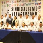 Sindicatos exigen respetar último sueldo de cotización para pensiones del IPE; reportan reducciones de hasta 35%.
