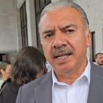 La restricción de celulares en escuelas ayudará a mejorar el aprendizaje, afirma diputado