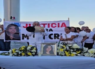 Flores, fotografías y una exigencia que no cede: Veracruz pide justicia para Maricris
