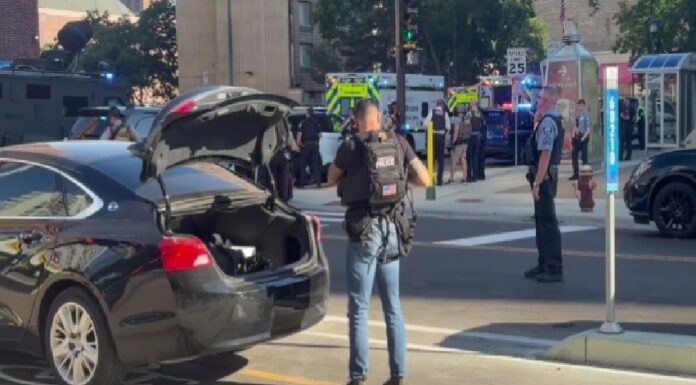 Tiroteo en Minneapolis deja multiples víctimas, incluidos dos policías