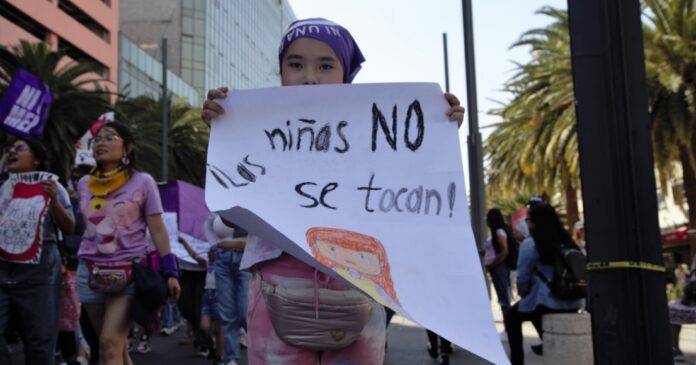 Ninas-no-se-tocan-