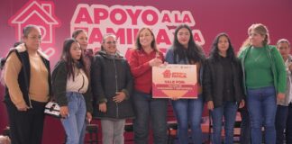 Veracruz es un pueblo de gente trabajadora: Rocío Nahle