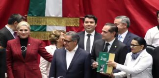 Rosa Icela Rodriguez entrega al Congreso II Informe de Gobierno de Sheinbaum sin discurso