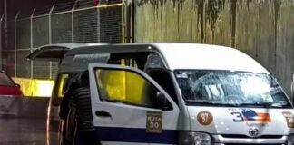 Seis personas mueren en una combi atrapada por inundación en Tultitlán Estado de México