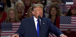 Trump promete 5 mil dólares por adulto si los republicanos retienen el Congreso