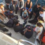 Marina intercepta dos yates en Ensenada que traficaba a 45 mexicanos