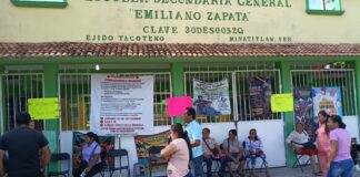 Madres de familia convocan a paro en Secundaria Federal 1 de Minatitlán.
