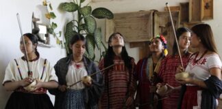 Colectivo TGP y Cepromusic conmemoran el Día Internacional de la Mujer Indígena