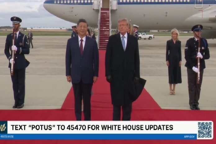 Xi jinping - donald Trump alfombrra roja