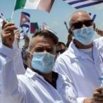 Uruguay dialoga con EEUU sobre misiones médicas cubanas