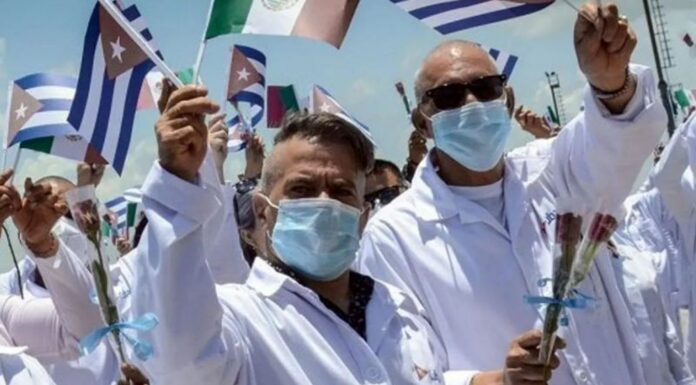 Uruguay dialoga con EEUU sobre misiones médicas cubanas
