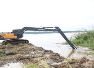 Atención inmediata y desazolve reducen niveles de agua en zonas inundadas de Nanchital