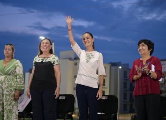 Presidenta y Gobernadora entregan 900 viviendas en Infonavit Tejería, la mayor realizada a nivel nacional