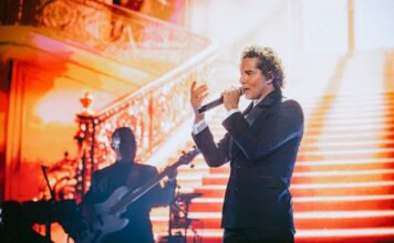 David Bisbal triunfa en Santiago en inicio de “Eternos Tour 2026”