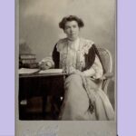 Emmeline Pethick-Lawrence: la mujer que convirtió los colores en una bandera por el derecho al voto