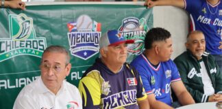 Firman convenio para apoyar a jóvenes beisbolistas de alto rendimiento en Xalapa