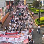 Trabajadores del IMSS exigen aumento salarial directo del 10% y denuncian desabasto de insumos.