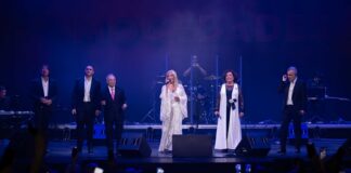 Los Panchos y Mocedades conquistan el Teatro Cervantes en una noche de nostalgia,