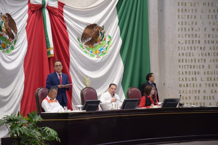 Mesa dirrectiva