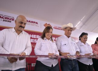 Entrega Rocío Nahle dos centros de acopio lechero y pipas para productores del sur de Veracruz